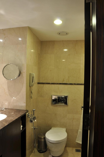 Bathroom 4, Adarsh Hamilton, Bangalore