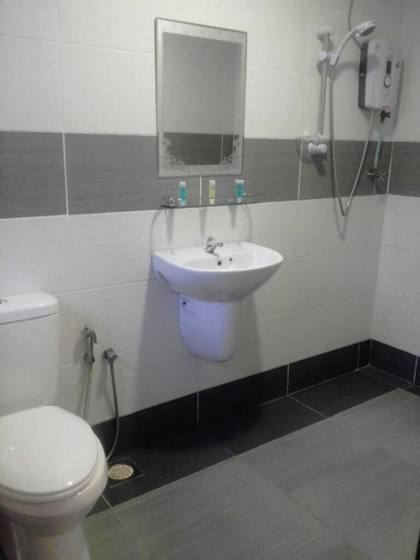 Bathroom 5, Zermatt Hotel, Cameron Highlands