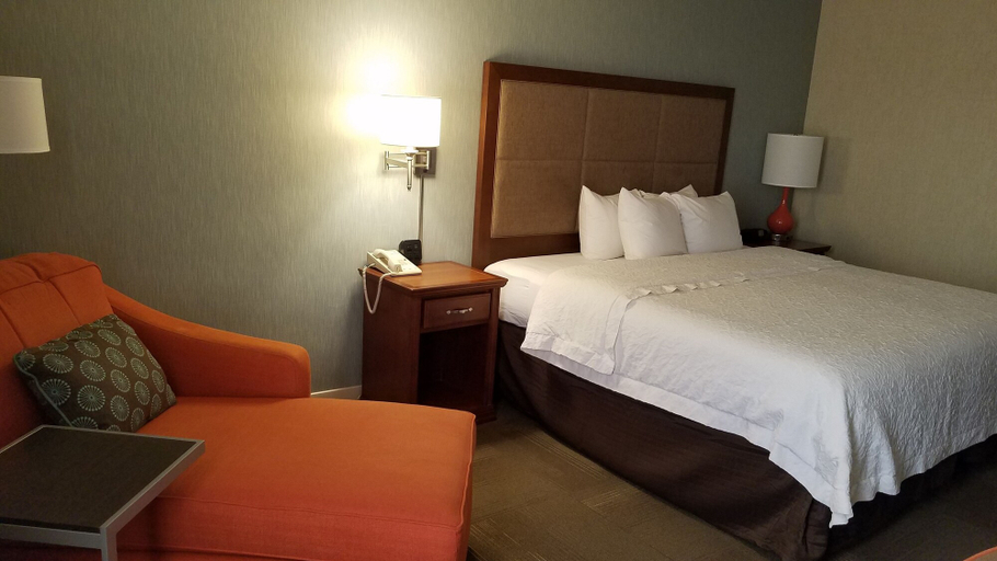 Bedroom 5, Wingate by Wyndham St. Louis Airport, Saint Louis