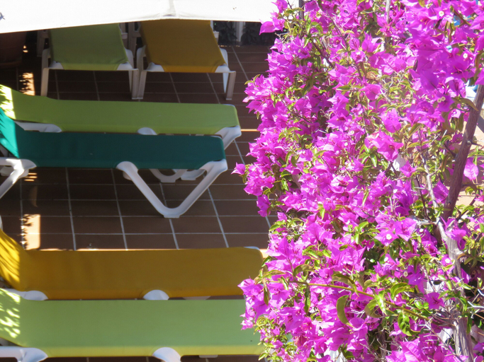 Exterior & Views 2, Hotel Santa Anna, Girona