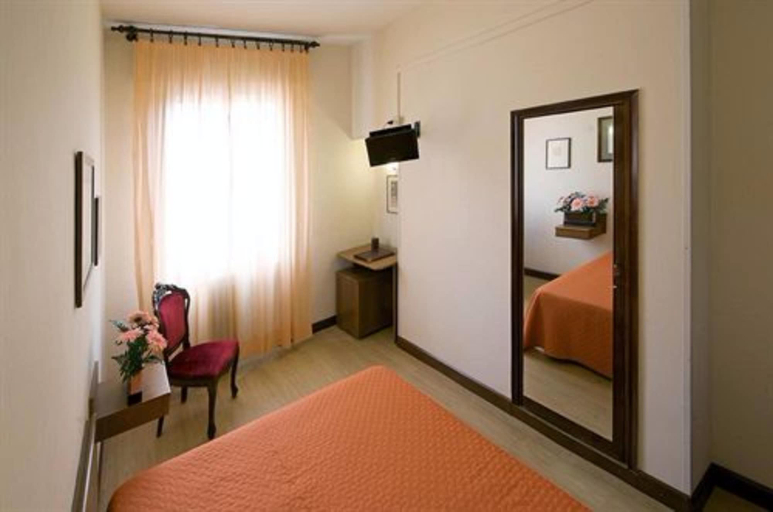 Bedroom 3, Roma, Ravenna