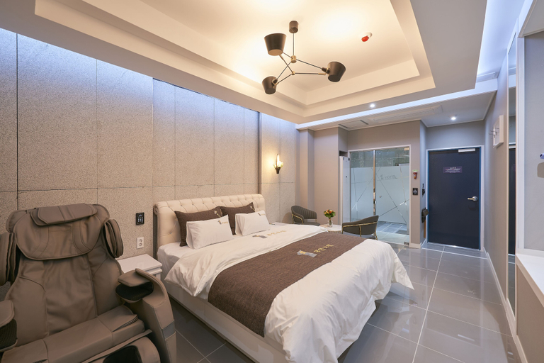 Bedroom 2, 1Beonji Muintel, Gwangyang