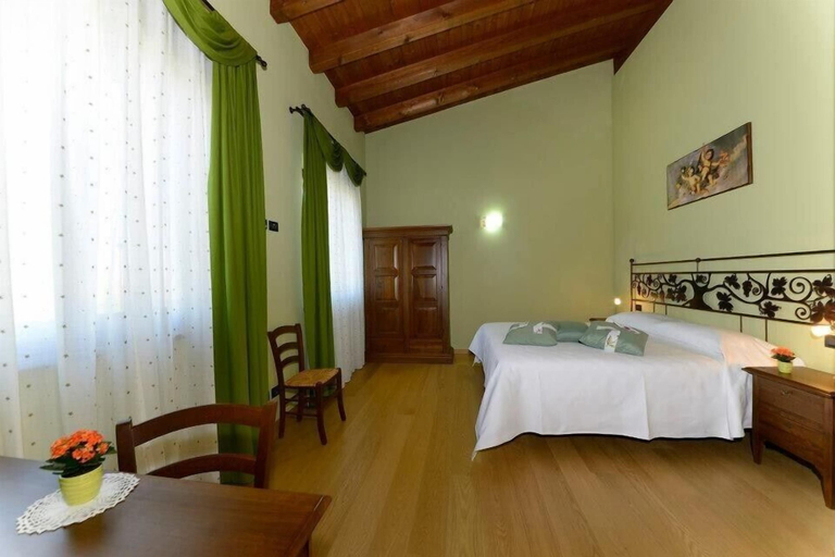Bedroom 2, Agriturismo Bacche di Bosco, Verona