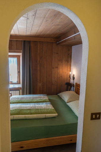 Bedroom 4, Baita Luleta, Sondrio