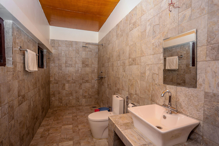 Bathroom 3, Dhaulagiri View Hotel, Gandaki
