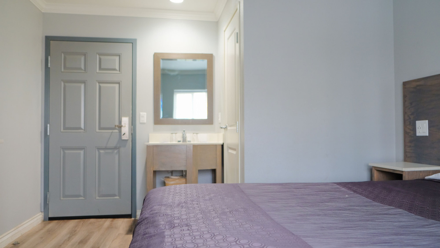 Bedroom, El Patio Hotel, San Bernardino