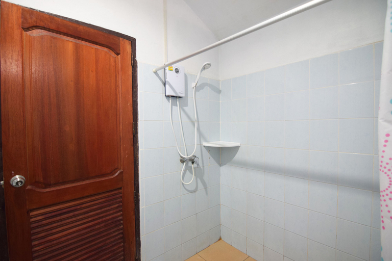 Bathroom 5, Mild Garden View Resort, Mueang Krabi