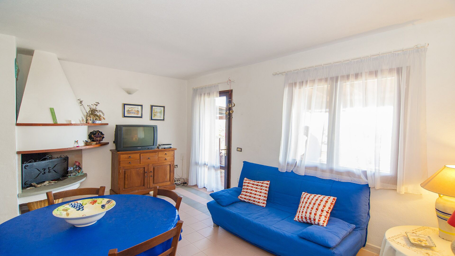 Living area, Fantastic Sardinia Casa Castas cast01, Nuoro