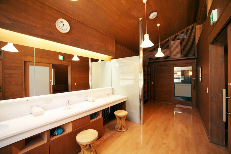 Bathroom 4, Chuzenji Kanaya Hotel, Nikkō
