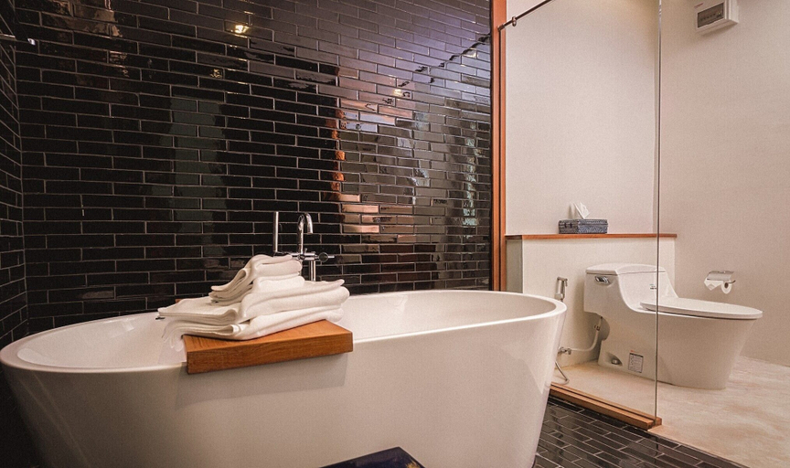 Bathroom 4, Sichon Cabana Beach Resort, Sichon