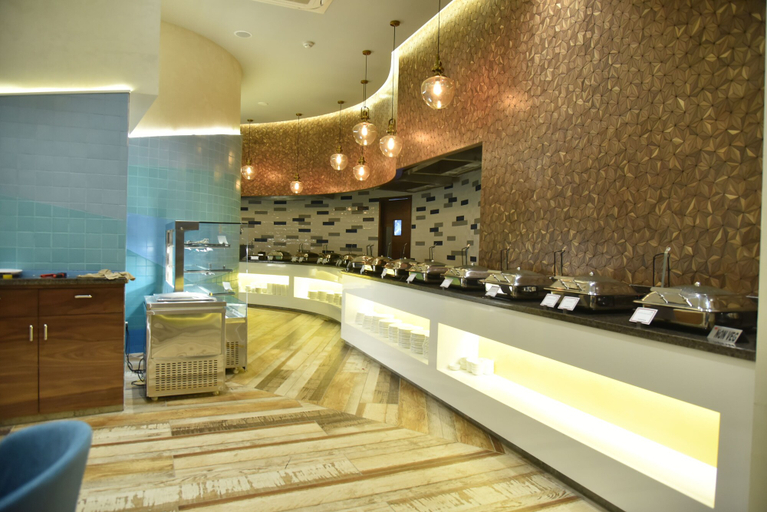 Food & Drinks 5, Effotel By Sayaji Vadodara, Vadodara