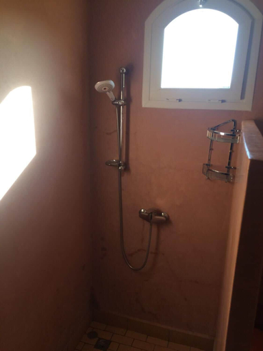 Bathroom 3, Itrane Guest House, Tiznit