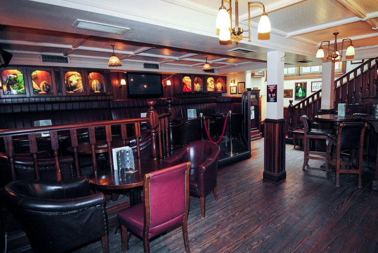 Food & Drinks 5, Lansdowne Hotel, Dublin