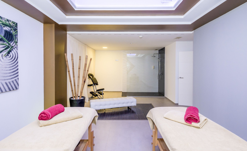 Bedroom 3, TUI BLUE Isla Cristina Palace - Adults Only Recommended, Huelva