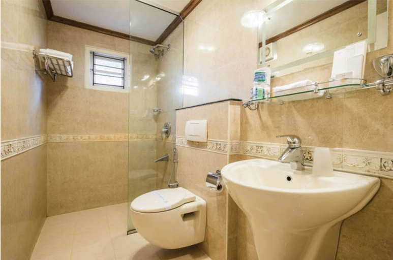 Bathroom 4, Tissa's Inn, Ernakulam