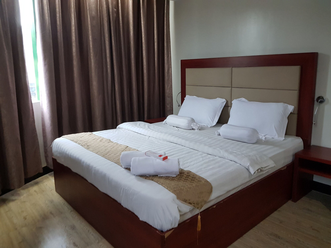 Bedroom 3, Cherry Midtown Hotel, Olongapo City