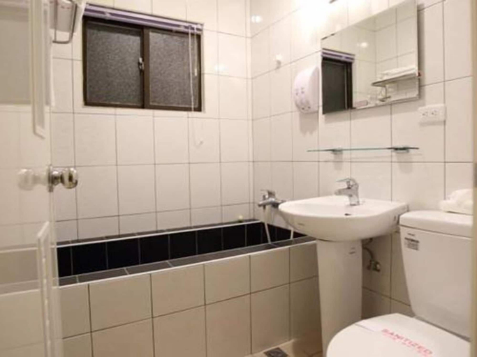Bathroom 3, Anshun Hotel, Taichung