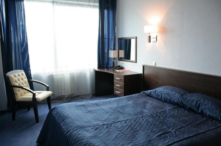 Bedroom 2, Topos Congress-Hotel, Aksayskiy rayon