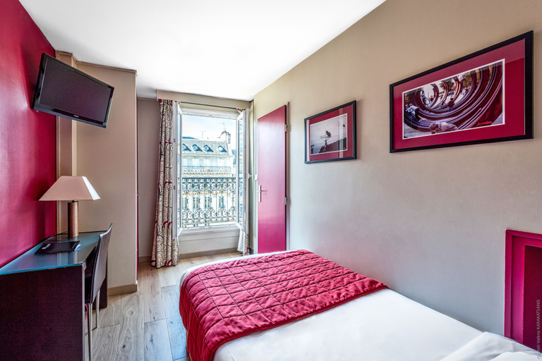 Bedroom 3, Etoile Park Hotel, Paris