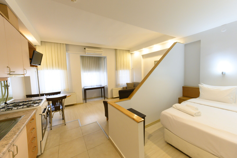 Bedroom 3, Entes Apart, Beyoğlu