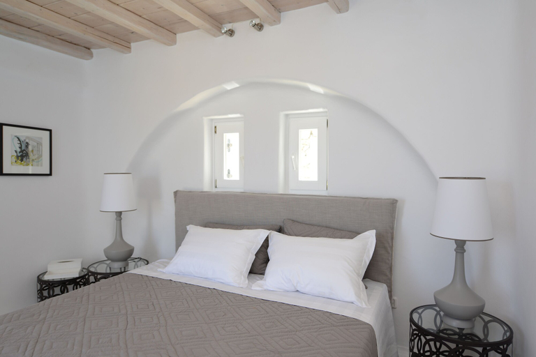 Bedroom 2, Villa Ammonite, South Aegean