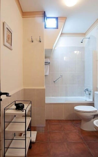 Bathroom 5, Cortijo San Ignacio Golf, Las Palmas