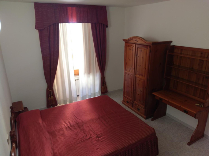 Bedroom 3, Hotel 4 Mori, Cagliari