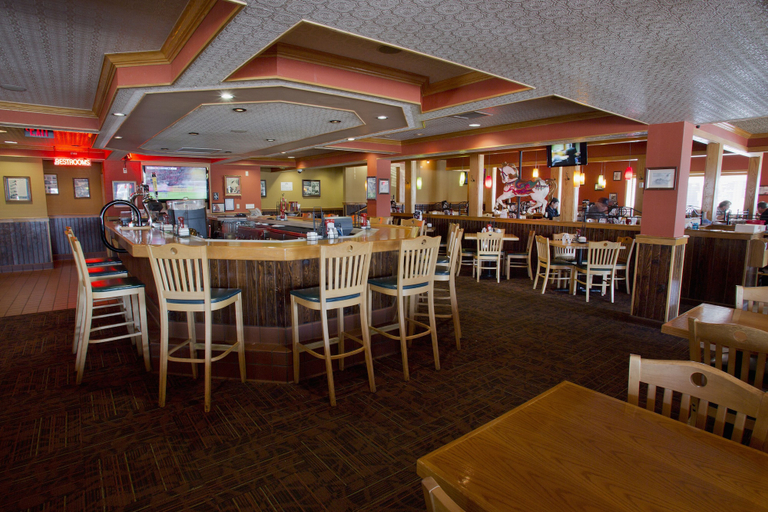 Food & Drinks 5, Oakes Hotel Overlooking the Falls, Niagara