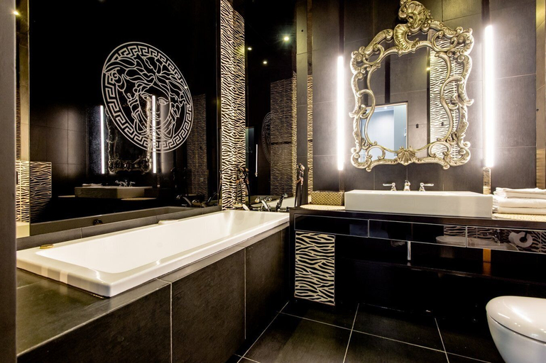 Bathroom 3, Super Apartamenty City Park with swimming pool and sauna, Poznań City