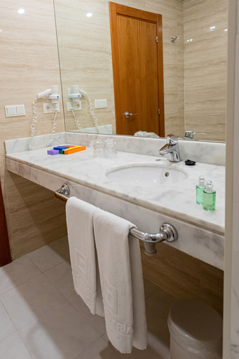 Bathroom 3, HQ La Galería Hotel, Burgos