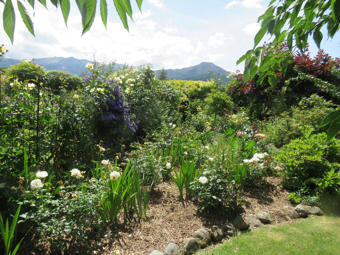 Others 5, Marchmont Gardens, Hurunui