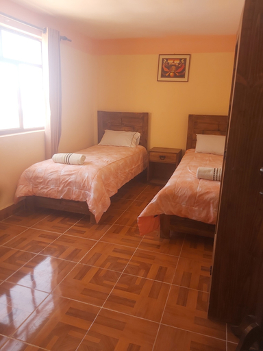 Bedroom 5, Beliz Inn, Antonio Quijarro