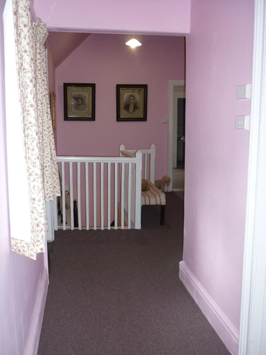 Bedroom 2, Old Colony Inn, Derwent Valley