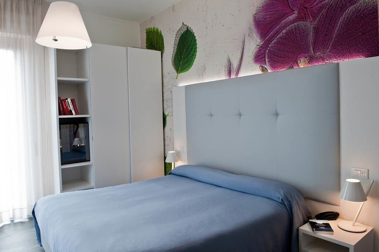 Bedroom 2, Hotel Europa, Ascoli Piceno
