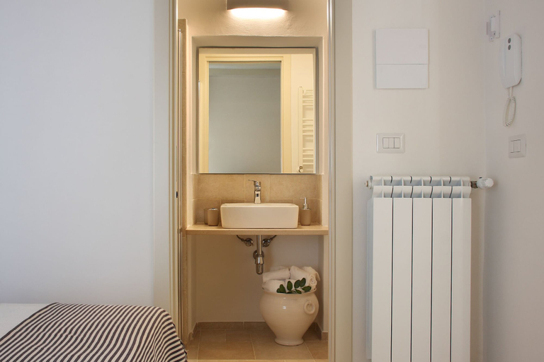 Bathroom 3, Casa La Torre - Puglia Mia Apartments, Bari