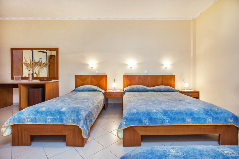 Bedroom 3, Atrium Hotel, Central Macedonia