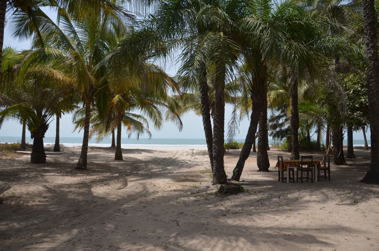 Others 4, Oudja Hotel, Oussouye