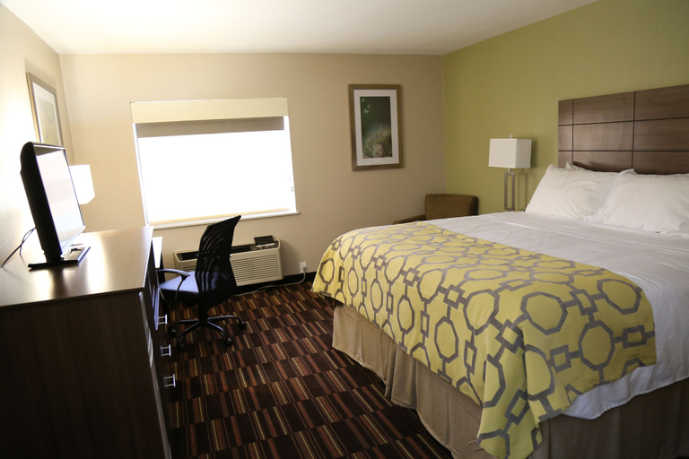 Bedroom 3, Baymont by Wyndham Plano, Collin