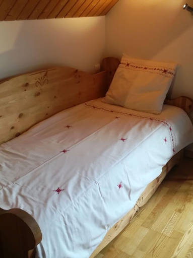 Bedroom 4, Chambre d'hôtes au Doubs Murmure, Doubs