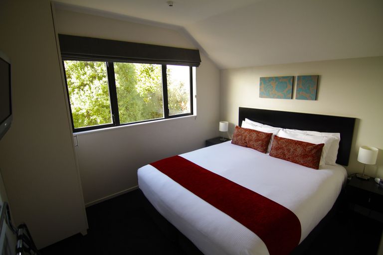 Bedroom 2, 175 Metropolitan Executive Motel on Riccarton, Christchurch