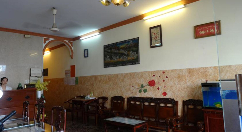 Food & Drinks, Son Tung Hotel, District 1