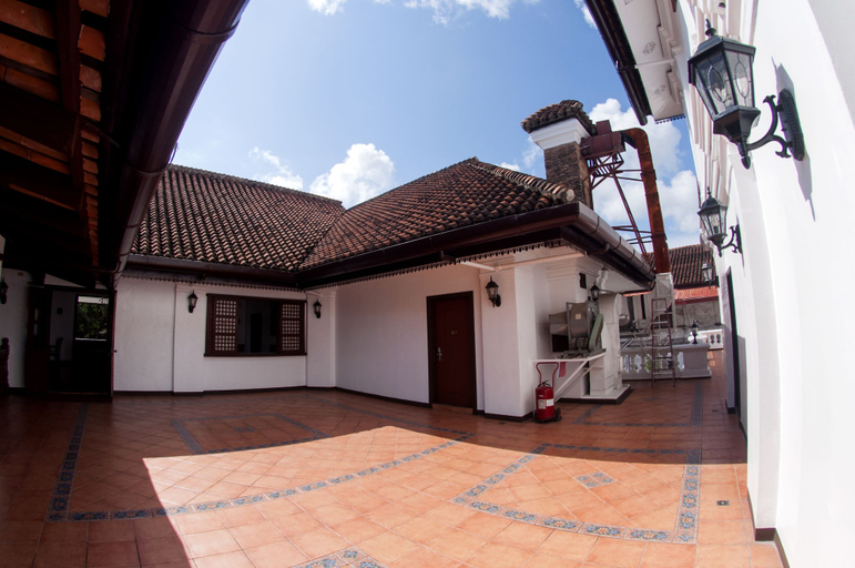 Exterior & Views 2, Vigan Plaza Hotel, Vigan City