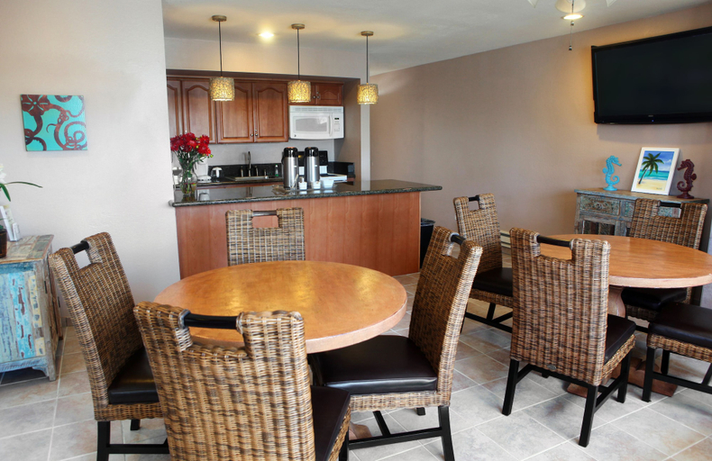Others 5, San Clemente Cove, Orange