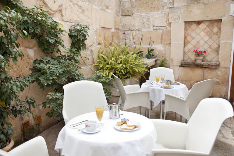 Food & Drinks 4, L'Hostal hotel d'interior, Baleares