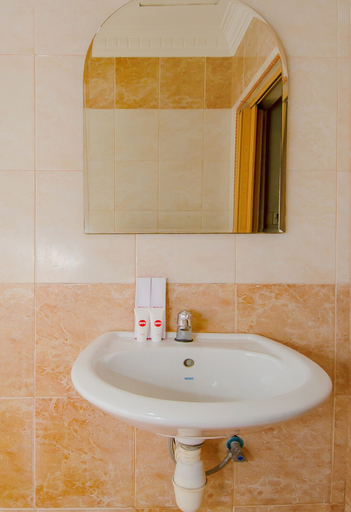 Bathroom 4, Halim Hotel, Tanjung Pinang