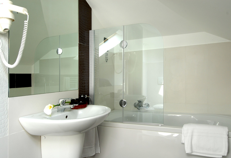 Bathroom 4, Hotel Villa Pannonia, Venezia