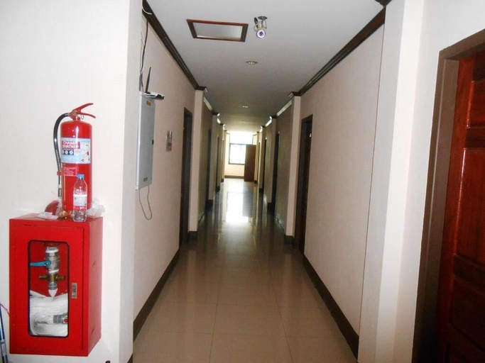 Others 5, Chaleunehoung Hotel, Vientiane