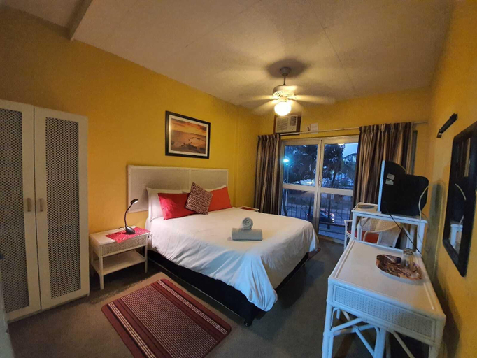Bedroom 3, Hotel Riviera, eThekwini