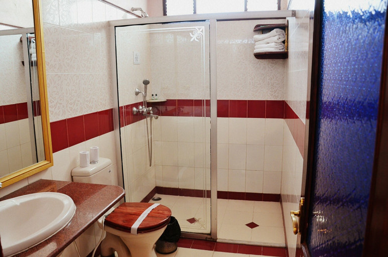 Bathroom 4, Hotel Vimal Heritage, Jaipur