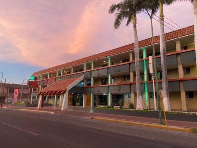 Exterior & Views 2, Hotel La Finca, Hermosillo